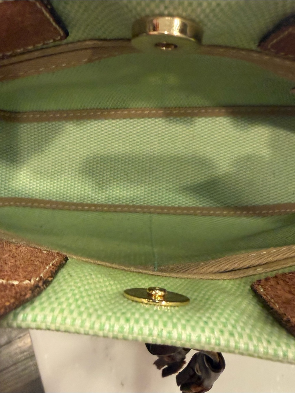 Dooney & Bourke VTG RARE Light Green Basketweave Tote W/Sunflowers EUC - Picture 12 of 15